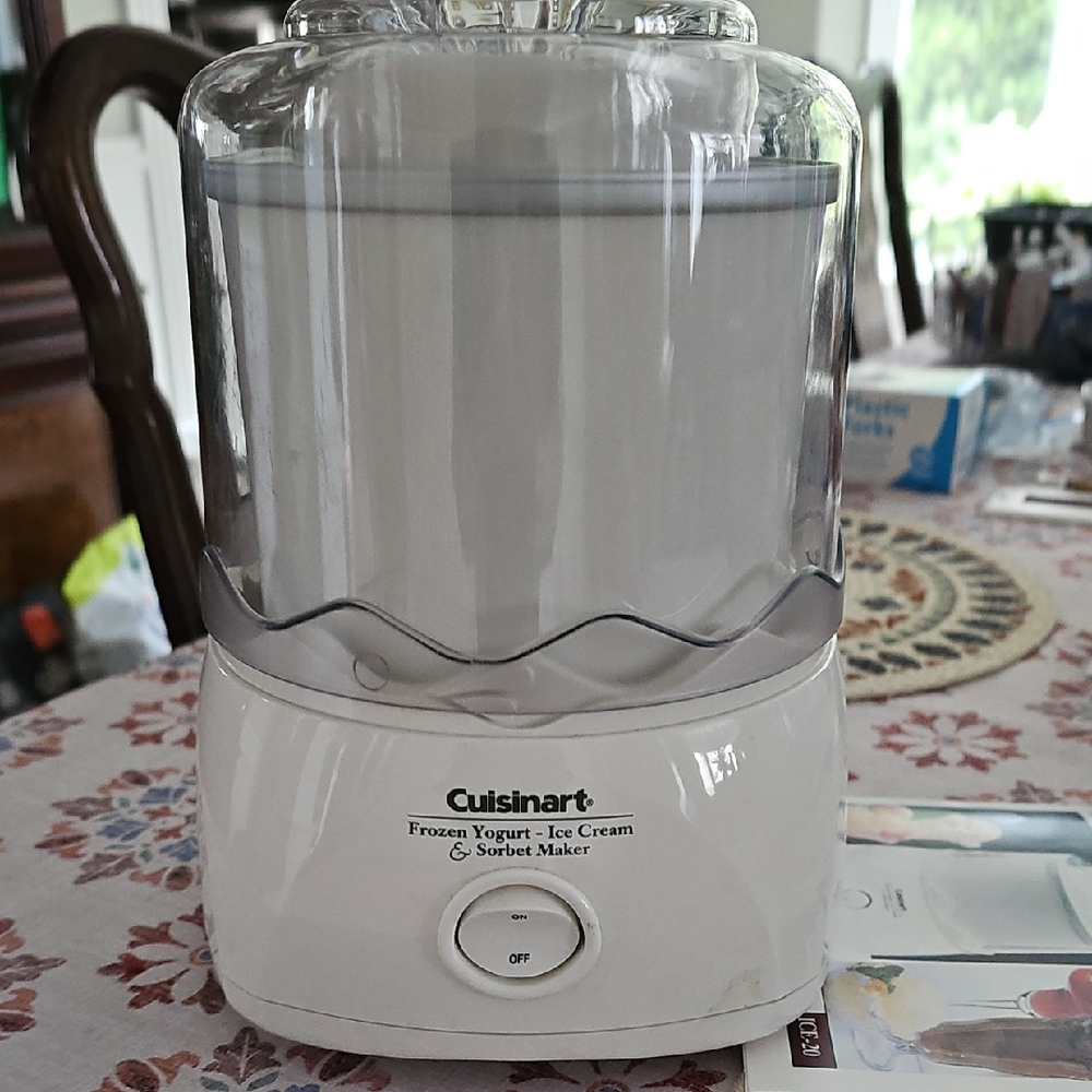 Cuisinart White Ice Cream and Sorbet Maker